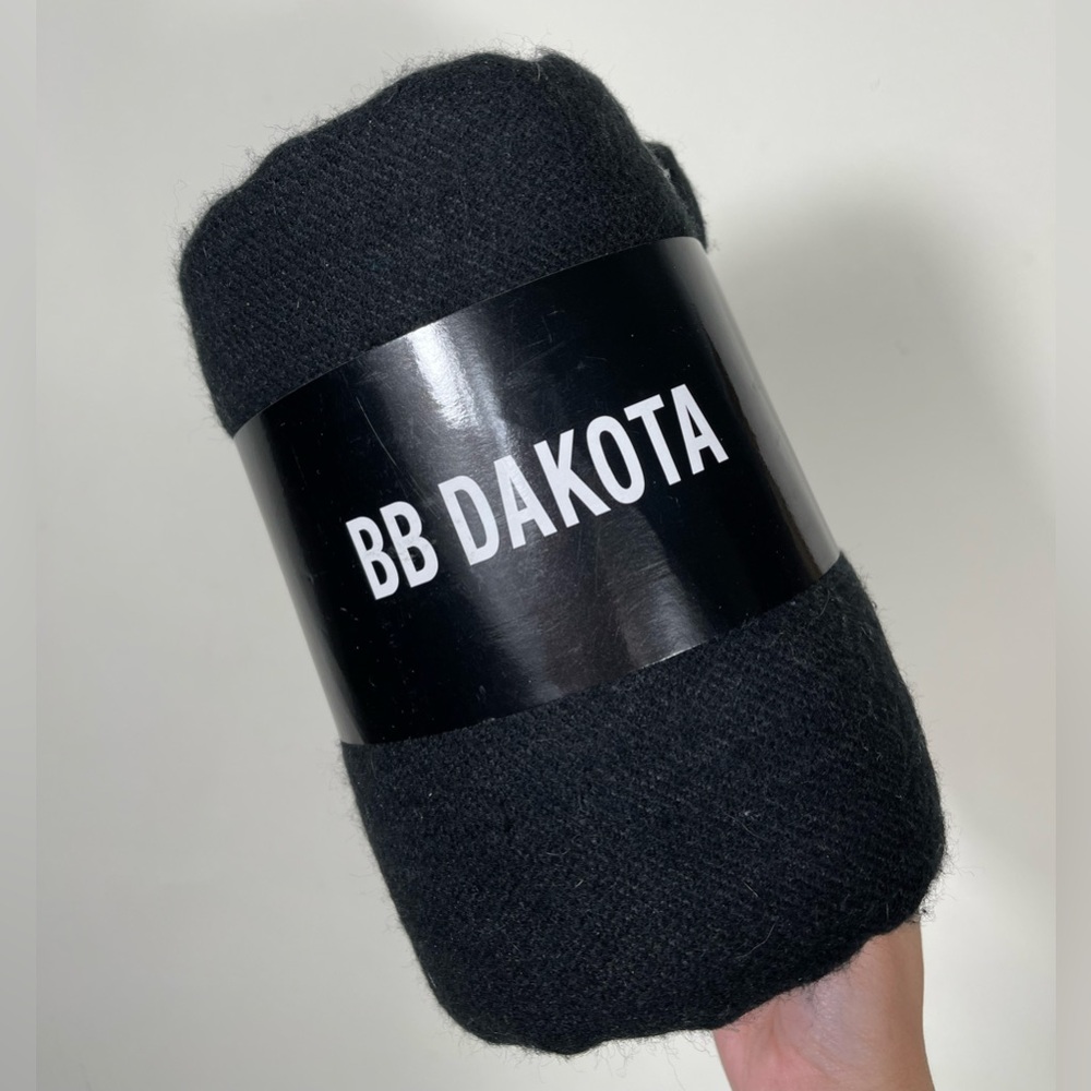 BB Dakota Blanket Poncho